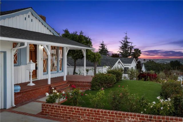 2051 W Elberon, Rancho Palos Verdes, CA 90275