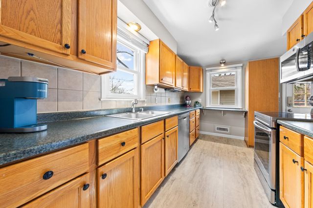 532 5th Avenue S, Hopkins, MN 55343