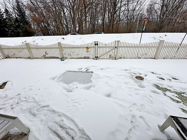 1176 Sawgrass Drive, Griffith, IN 46319