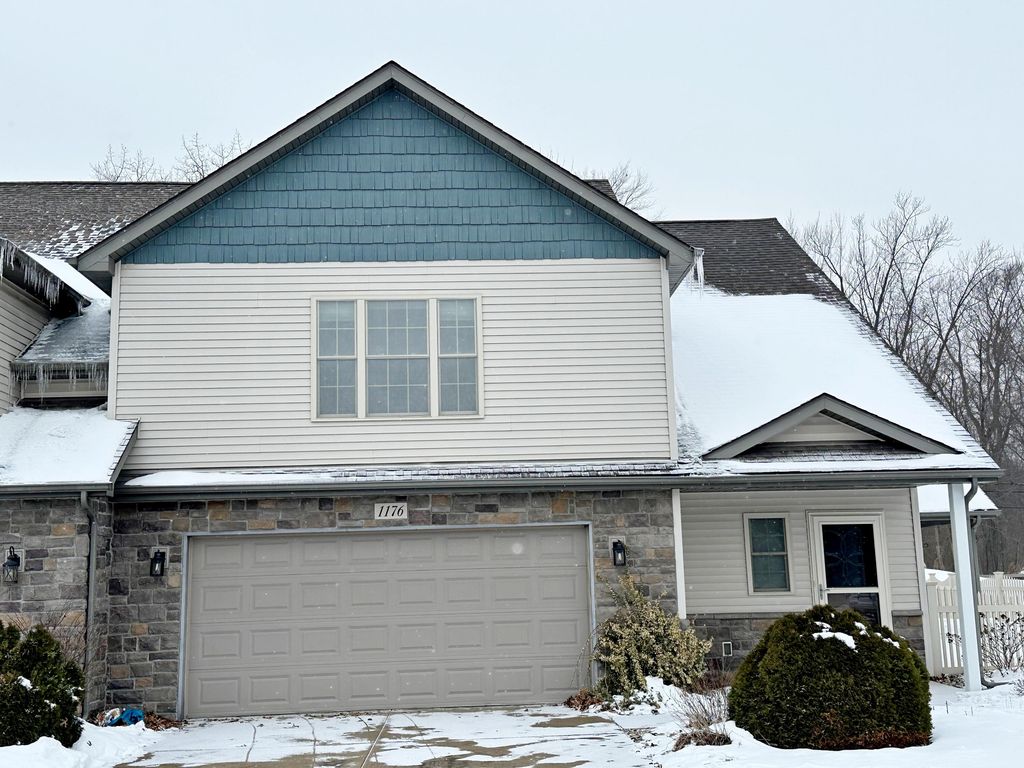 1176 Sawgrass Drive, Griffith, IN 46319