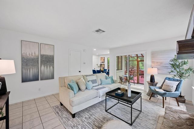 1511 Terrapin CT B, Austin, TX 78746