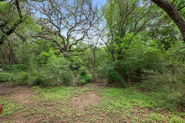 1511 Terrapin CT B, Austin, TX 78746