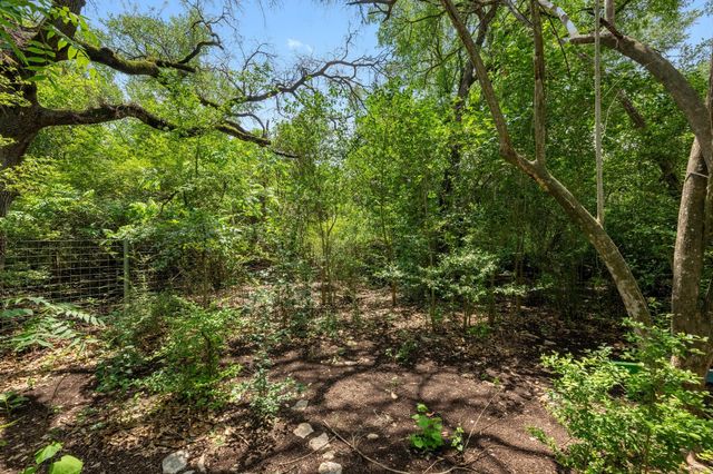 1511 Terrapin CT B, Austin, TX 78746