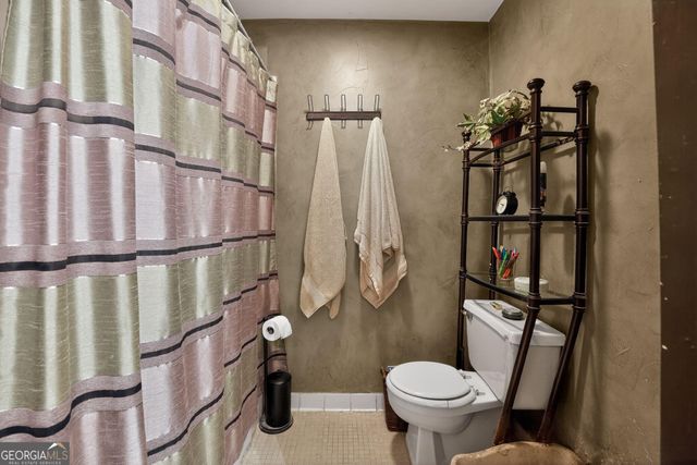 68 Montre Square NW, Atlanta, GA 30327