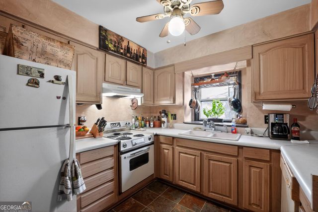 68 Montre Square NW, Atlanta, GA 30327