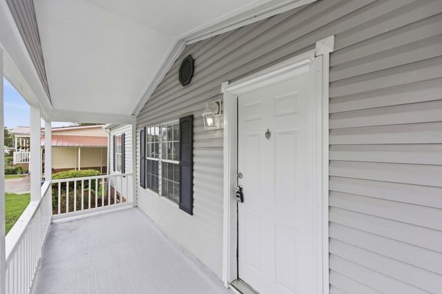 3265 Lyndon Dr., Little River, SC 29566