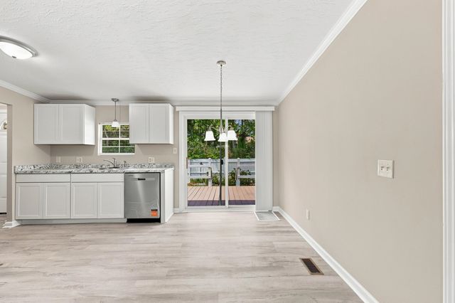 3265 Lyndon Dr., Little River, SC 29566