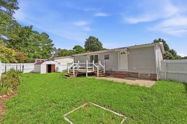 3265 Lyndon Dr., Little River, SC 29566