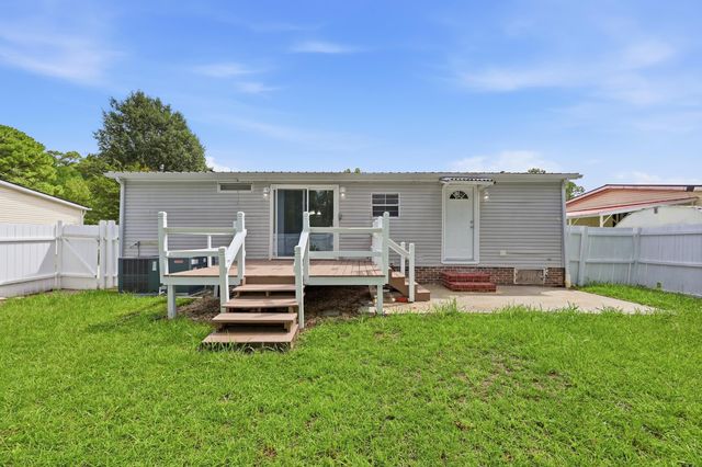 3265 Lyndon Dr., Little River, SC 29566