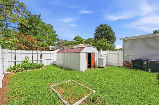 3265 Lyndon Dr., Little River, SC 29566
