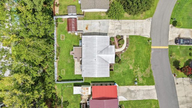 3265 Lyndon Dr., Little River, SC 29566