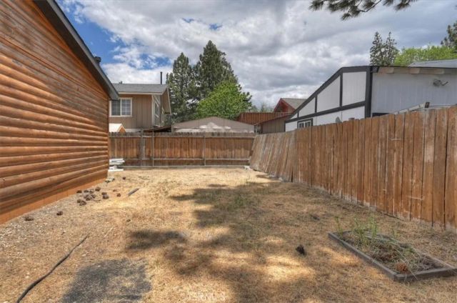 1106 W Country Club, Big Bear City, CA 92314