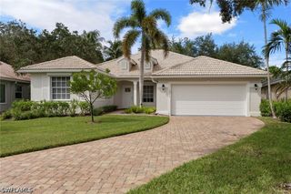 1511 Whispering Oaks CIR, Naples, FL 34110
