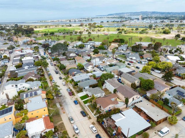 4614-4616 Larkspur St, San Diego, CA 92107