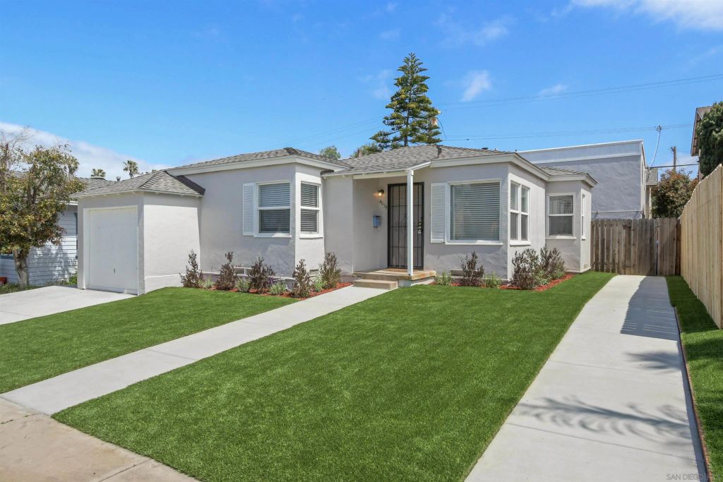 4614-4616 Larkspur St, San Diego, CA 92107