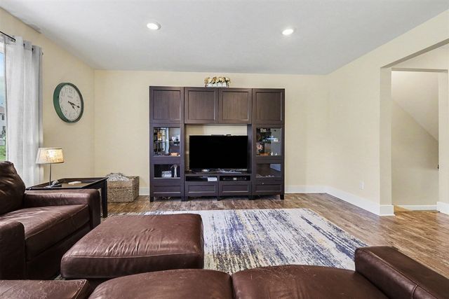 1144 Cobblestone Way Drive, Byron Center, MI 49315