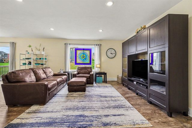 1144 Cobblestone Way Drive, Byron Center, MI 49315