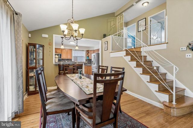 1424 BRIERWOOD RD, Havertown, PA 19083