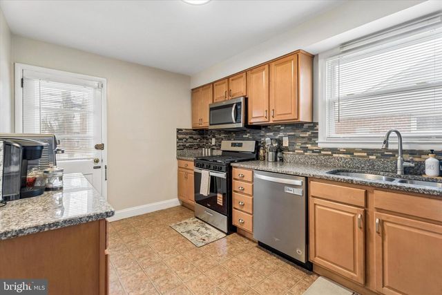 1424 BRIERWOOD RD, Havertown, PA 19083