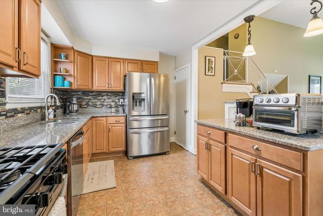 1424 BRIERWOOD RD, Havertown, PA 19083