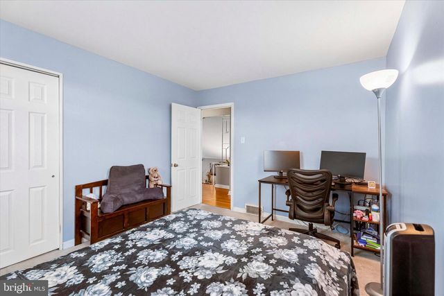 1424 BRIERWOOD RD, Havertown, PA 19083