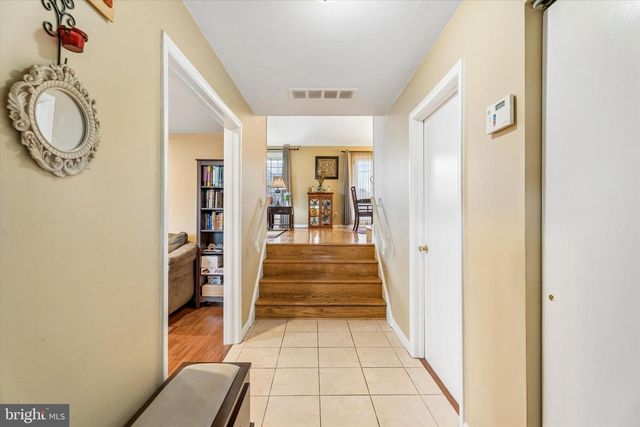 1424 BRIERWOOD RD, Havertown, PA 19083