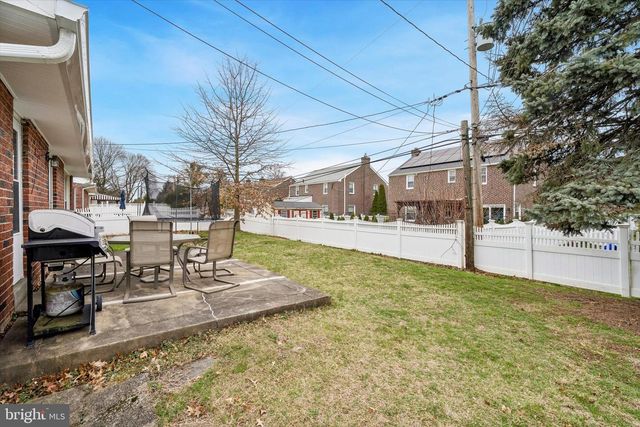 1424 BRIERWOOD RD, Havertown, PA 19083