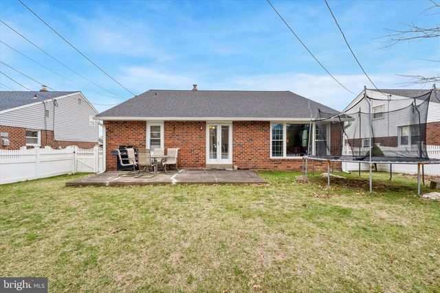 1424 BRIERWOOD RD, Havertown, PA 19083