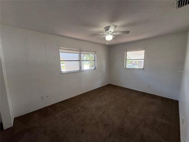 4589 32ND AVENUE N, St Petersburg, FL 33713