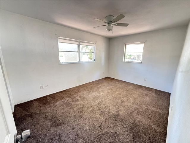 4589 32ND AVENUE N, St Petersburg, FL 33713