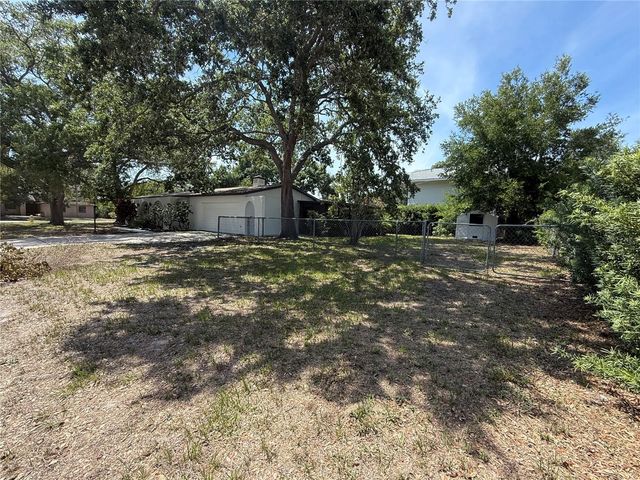 4589 32ND AVENUE N, St Petersburg, FL 33713