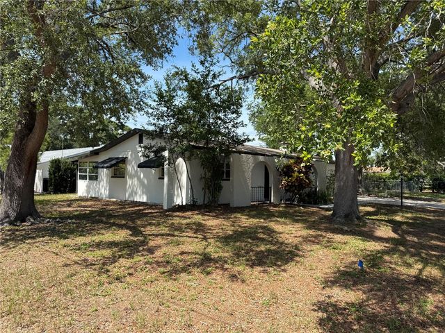 4589 32ND AVENUE N, St Petersburg, FL 33713
