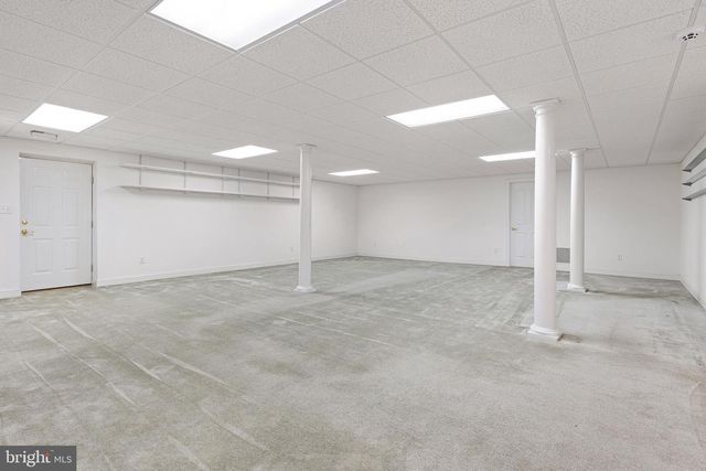 18 DEVALINDER DR, Newark, DE 19702