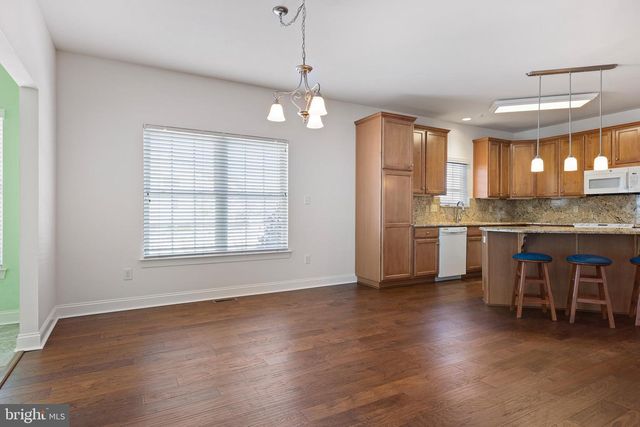 18 DEVALINDER DR, Newark, DE 19702