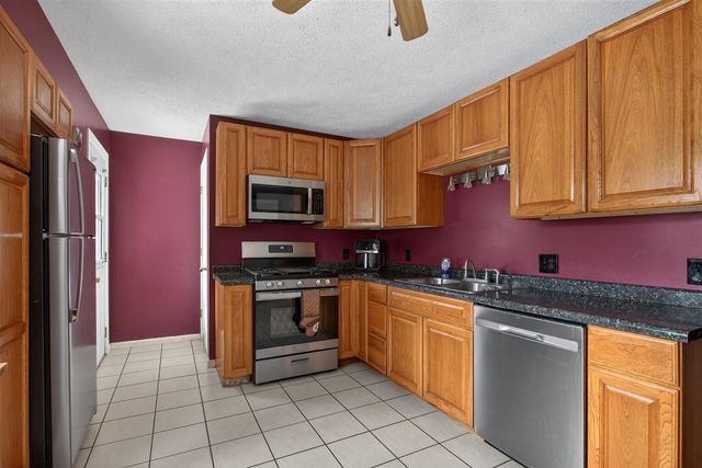 615 Sioux Street, Jackson, MI 49203