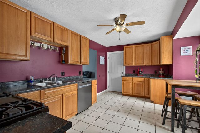 615 Sioux Street, Jackson, MI 49203