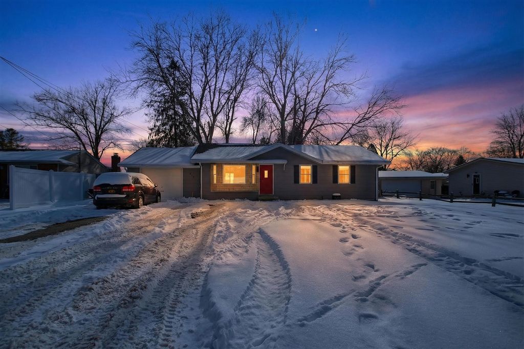 615 Sioux Street, Jackson, MI 49203