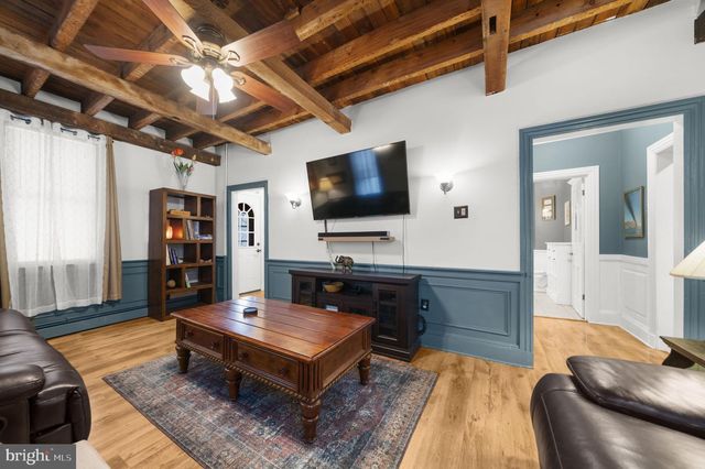 103 GRAVEL PIKE, Green Lane, PA 18054