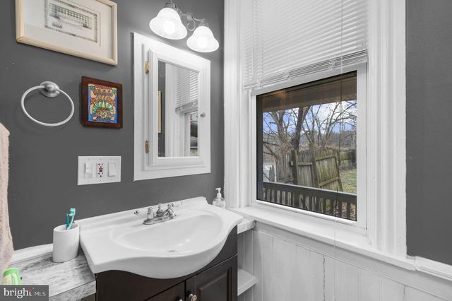 103 GRAVEL PIKE, Green Lane, PA 18054