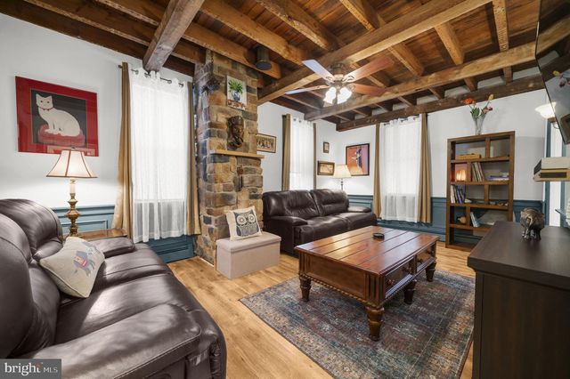 103 GRAVEL PIKE, Green Lane, PA 18054