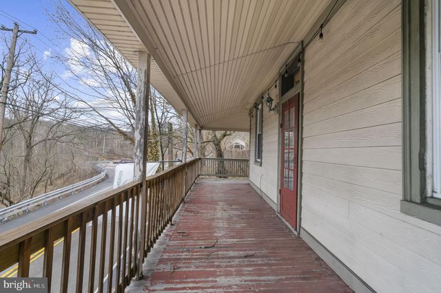 103 GRAVEL PIKE, Green Lane, PA 18054