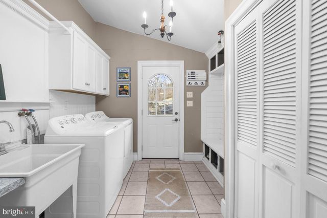 103 GRAVEL PIKE, Green Lane, PA 18054