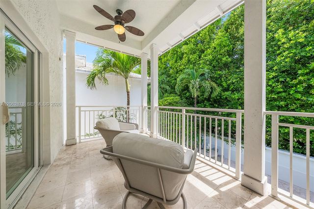 6 Coconut Lane, Key Biscayne, FL 33149