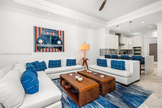 6 Coconut Lane, Key Biscayne, FL 33149