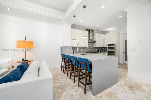 6 Coconut Lane, Key Biscayne, FL 33149