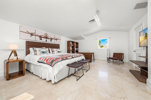 6 Coconut Lane, Key Biscayne, FL 33149