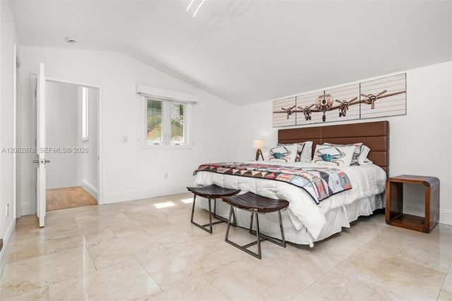 6 Coconut Lane, Key Biscayne, FL 33149