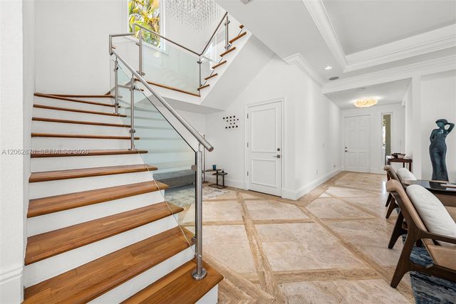 6 Coconut Lane, Key Biscayne, FL 33149