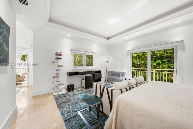 6 Coconut Lane, Key Biscayne, FL 33149