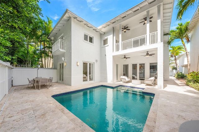 6 Coconut Lane, Key Biscayne, FL 33149